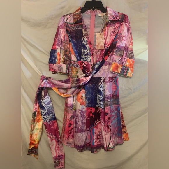 ✨⚡️💥UP PEACH WAVELENGTH SHORT SLEEVE MINI DRESS PRINT Graphic-print Silk Mini - Picture 3 of 10